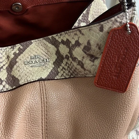 Coach Lexy F13691 Purse - Picture 5 of 10